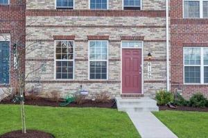 featured image of 6109 Hanlon St #4