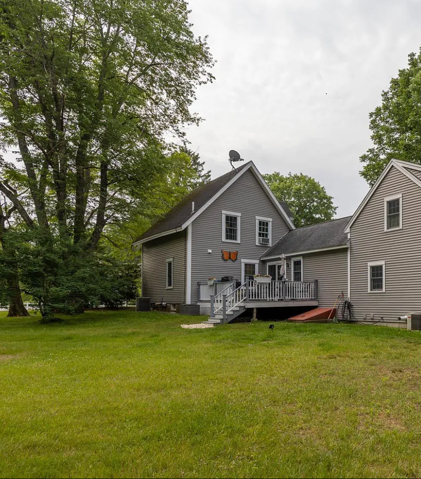 201 Portsmouth Ave #A - Photo 2 of 14