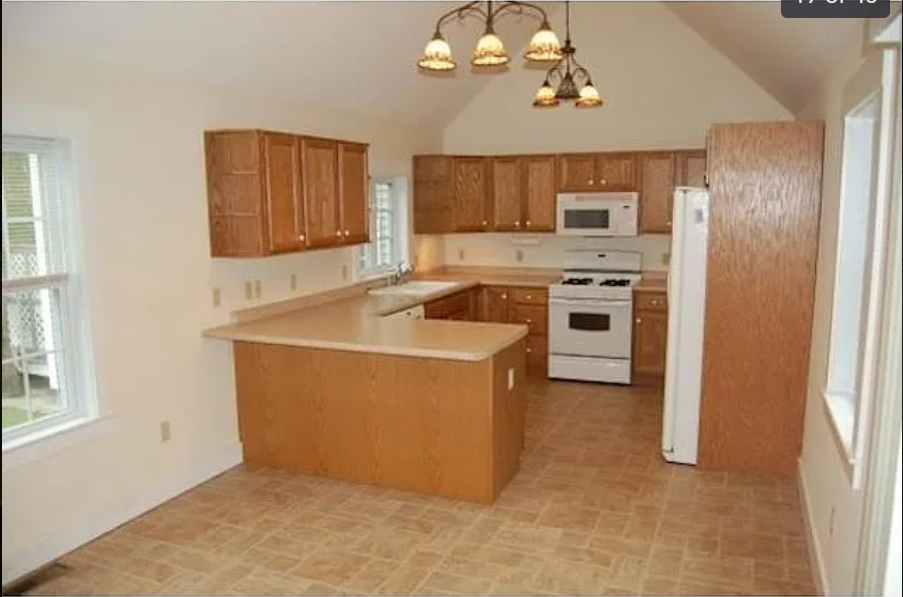 201 Portsmouth Ave #A - Photo 5 of 14
