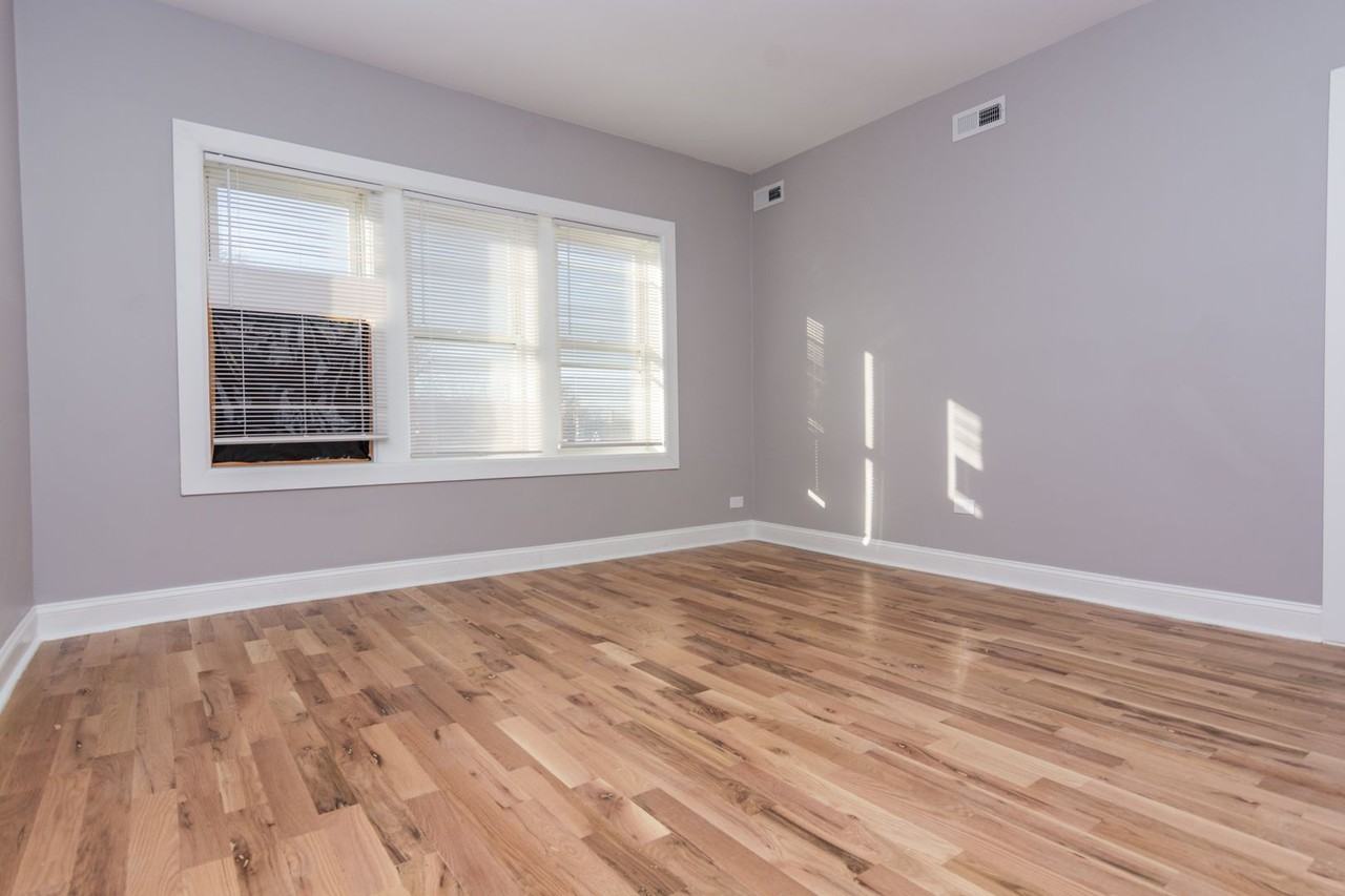 614 E 71st St - Photo 6 of 14