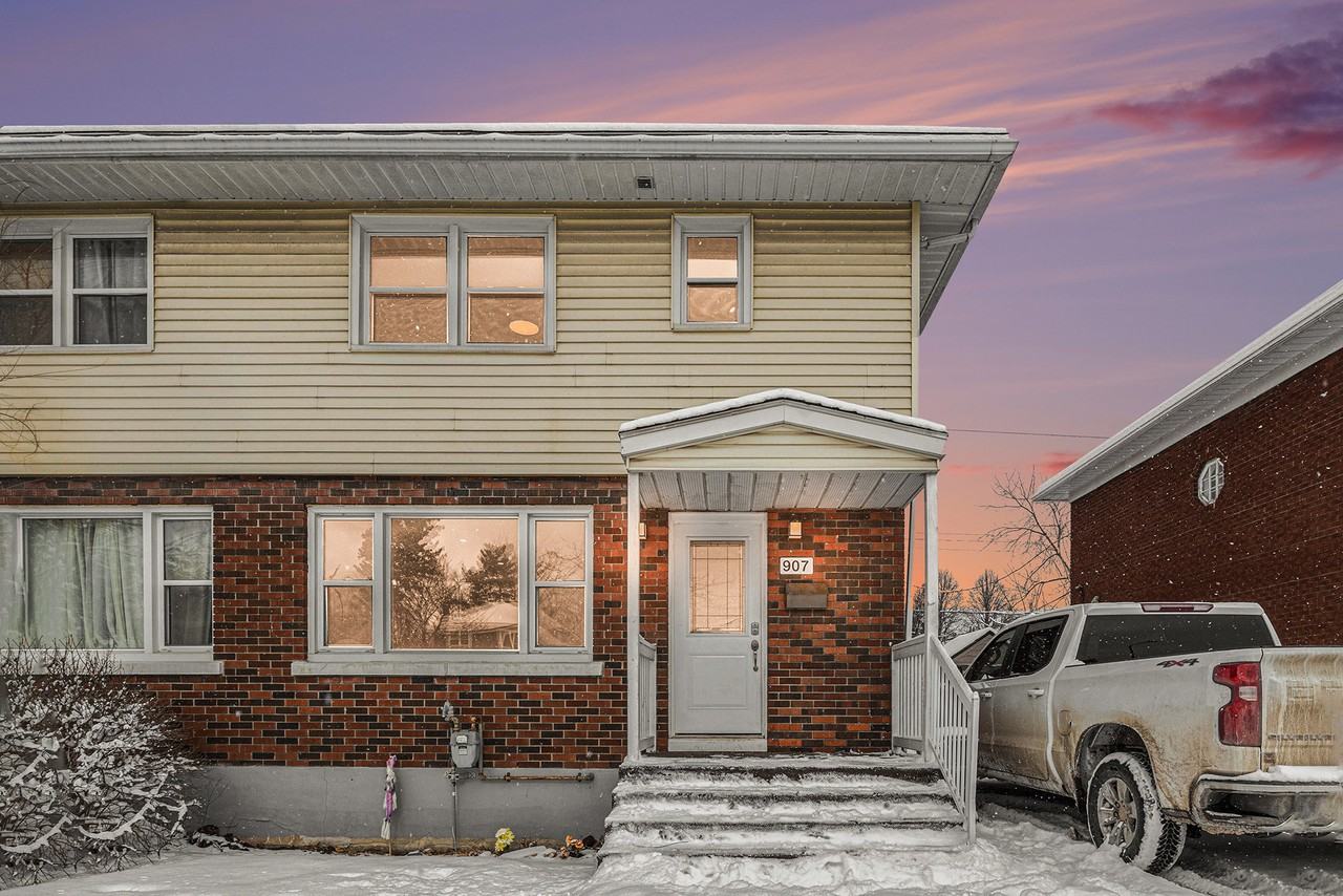 907 Smyth Road #A - Photo 2 of 16