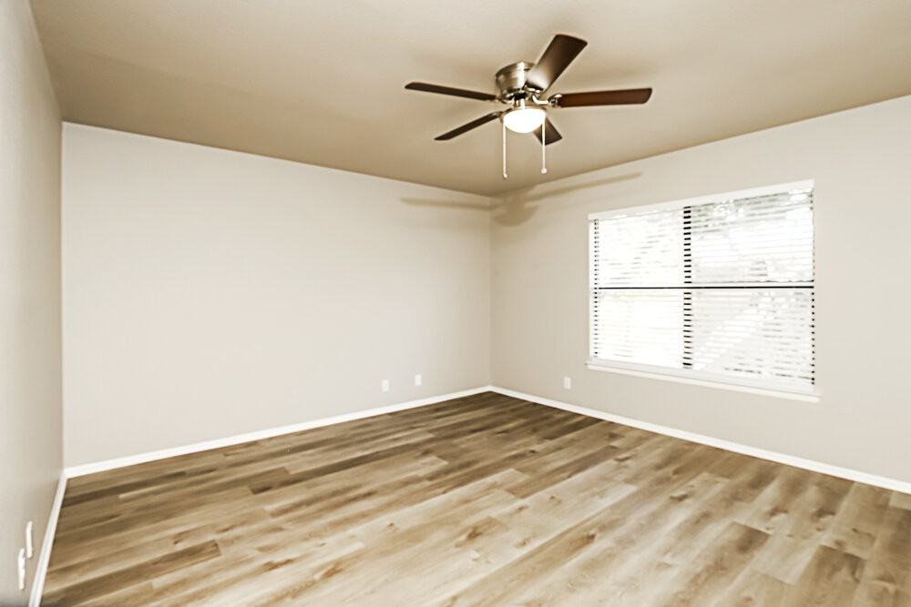 10420 Arbor Blf - Photo 5 of 17