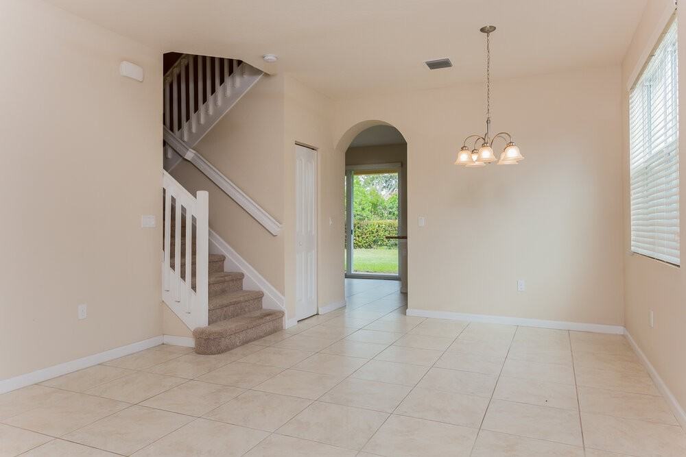 4815 Foxtail Palm Ct - Photo 4 of 15