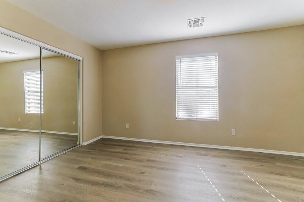 1308 E Clifton Ave - Photo 6 of 17