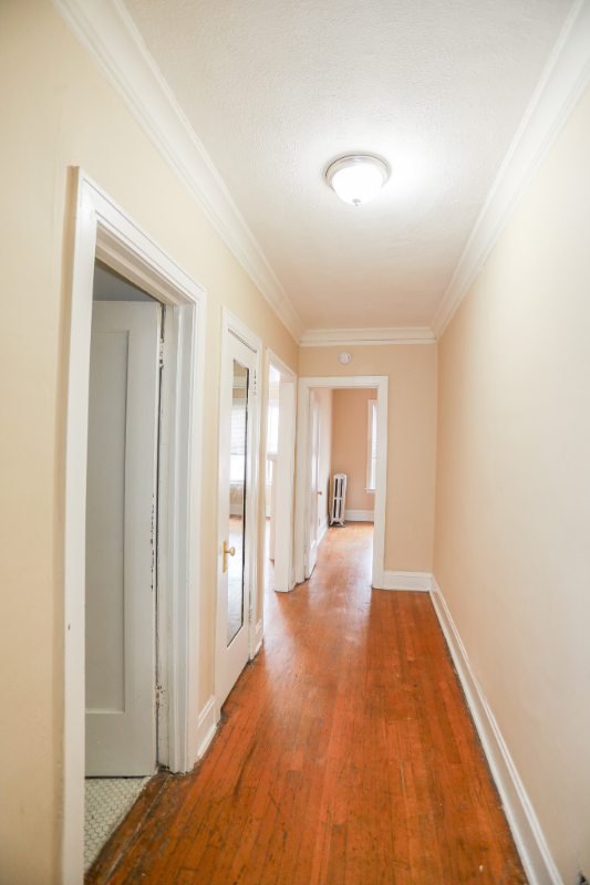 4747 N Kenneth Ave #3 - Photo 4 of 7