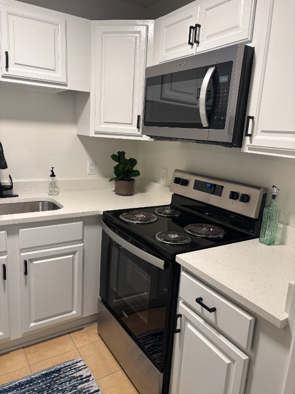 4309 Scovel Avenue #20 - Photo 7 of 17