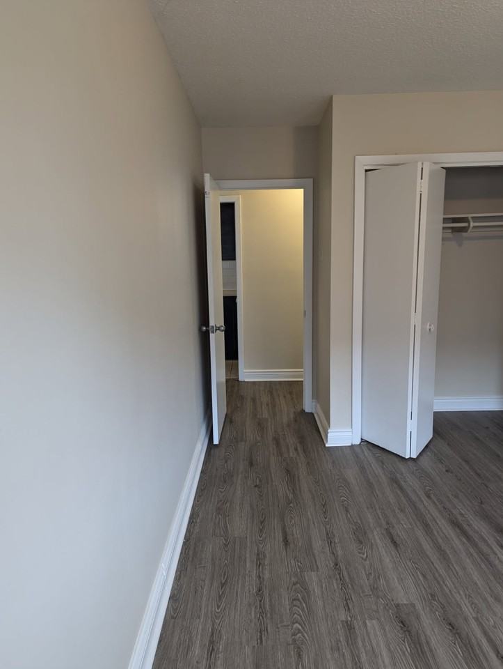 344 Dundas Street - Photo 6