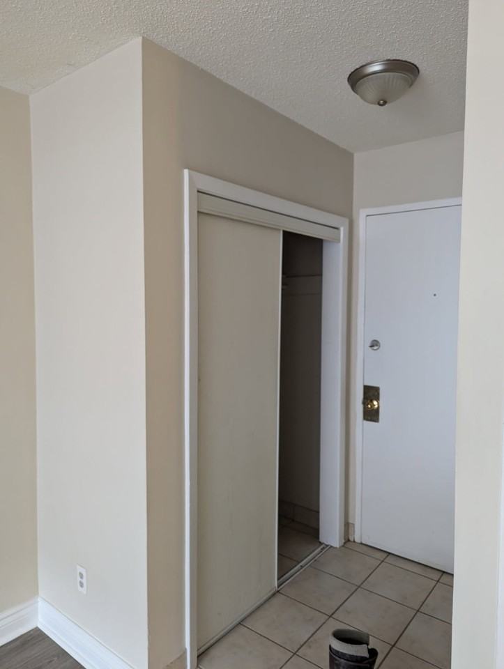 344 Dundas Street #205 - Photo 3 of 8