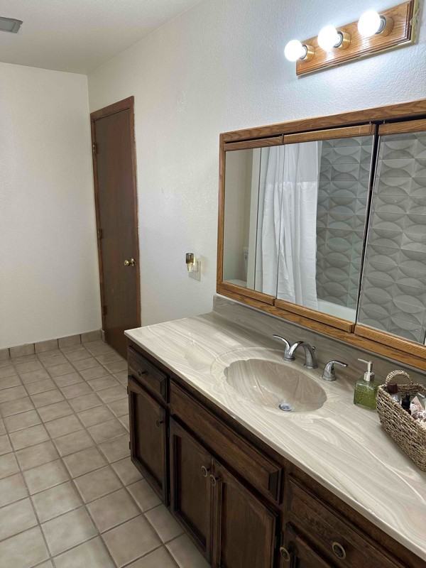 103 Pinal Dr - Photo 3 of 17