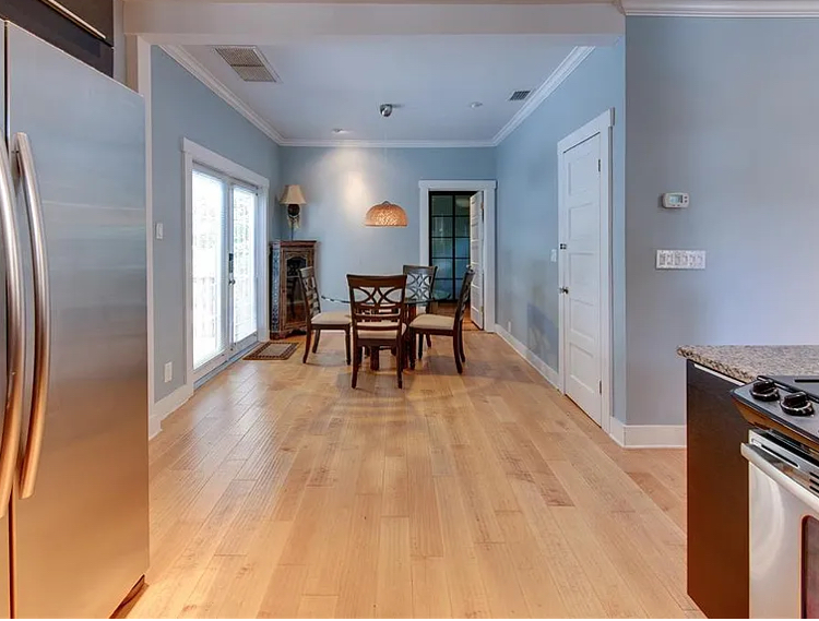 403 N Osprey Ave - Photo 2 of 20