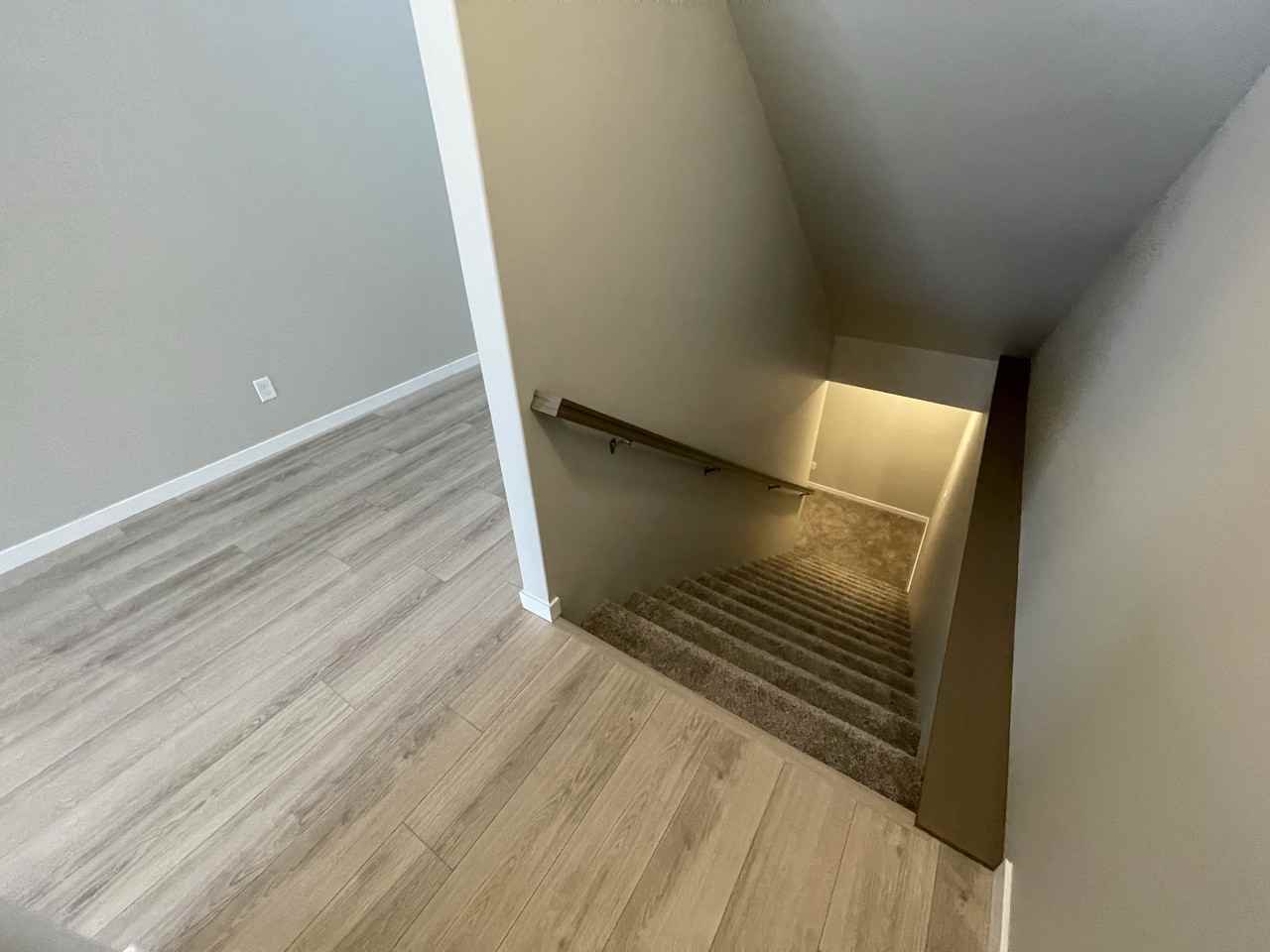 1062 Ashley Dr W #1062 - Photo 6 of 17