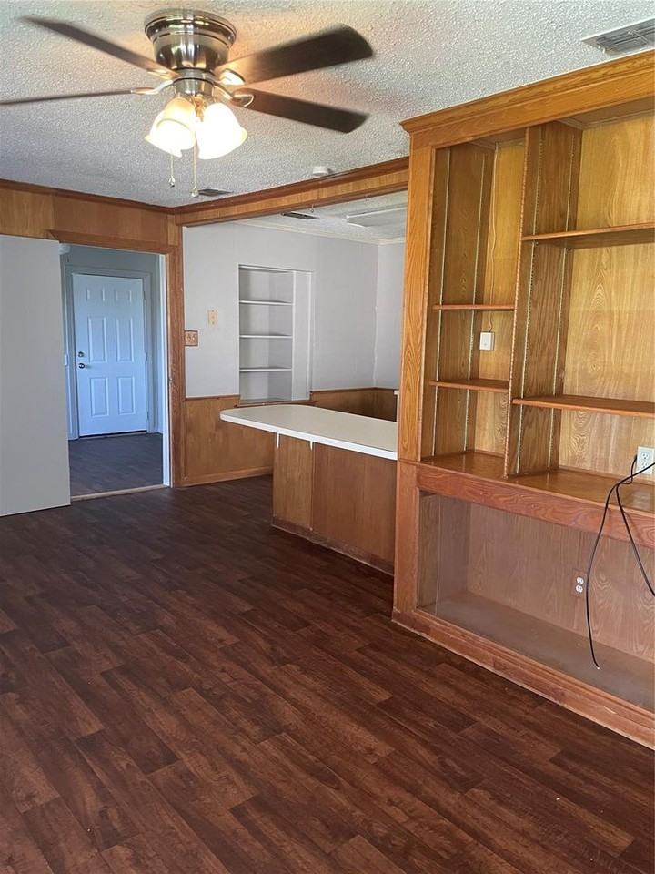 6760 Fm 499 - Photo 3 of 13