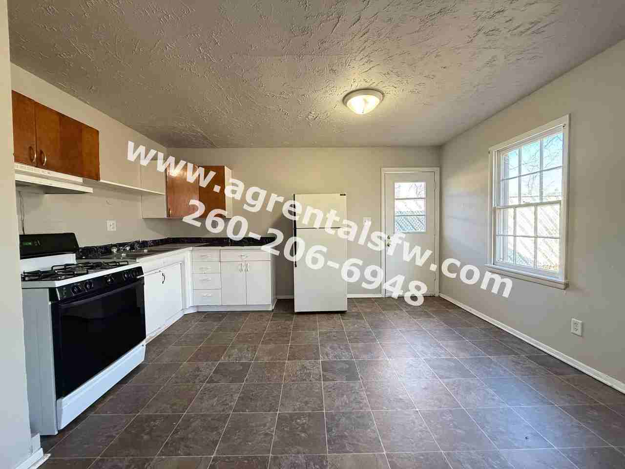 4848 Mcclellan St - Photo 2 of 13