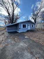 featured image of 3017 E Riverside Dr