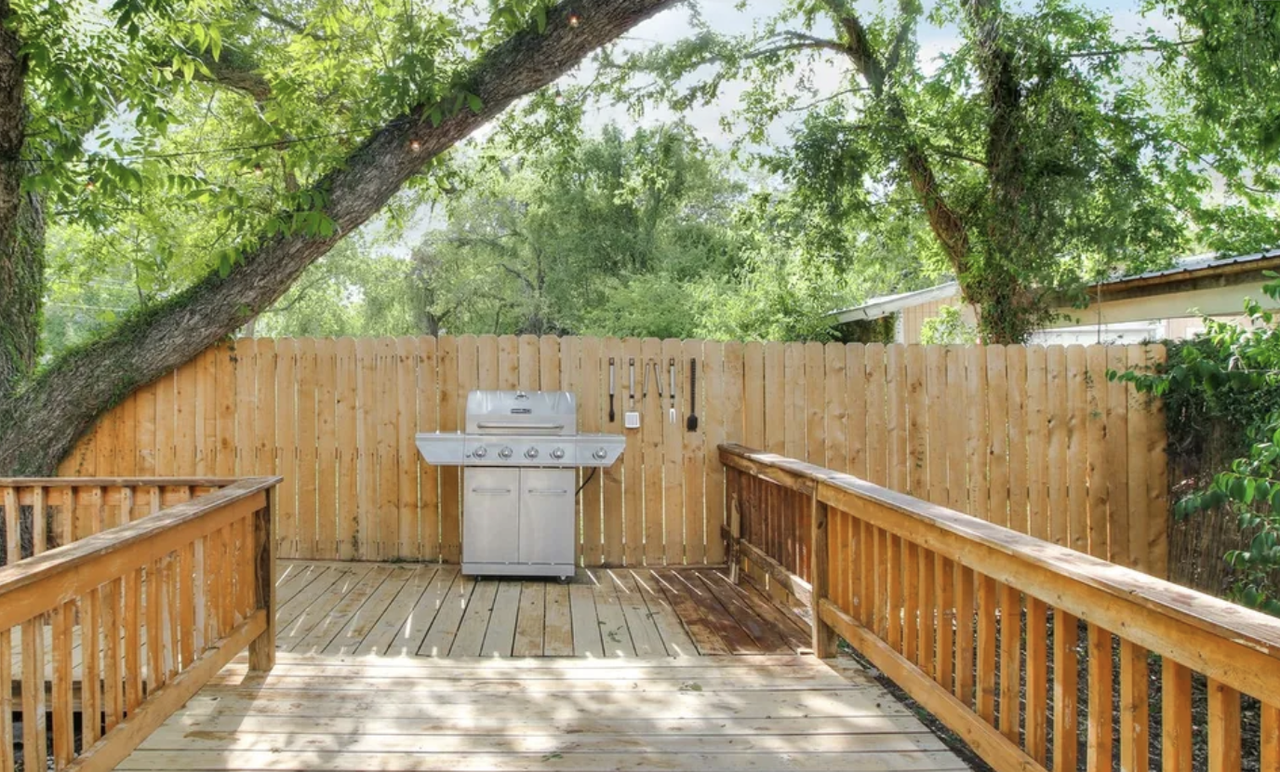 103 Saint Charles #NA - Photo 3 of 7