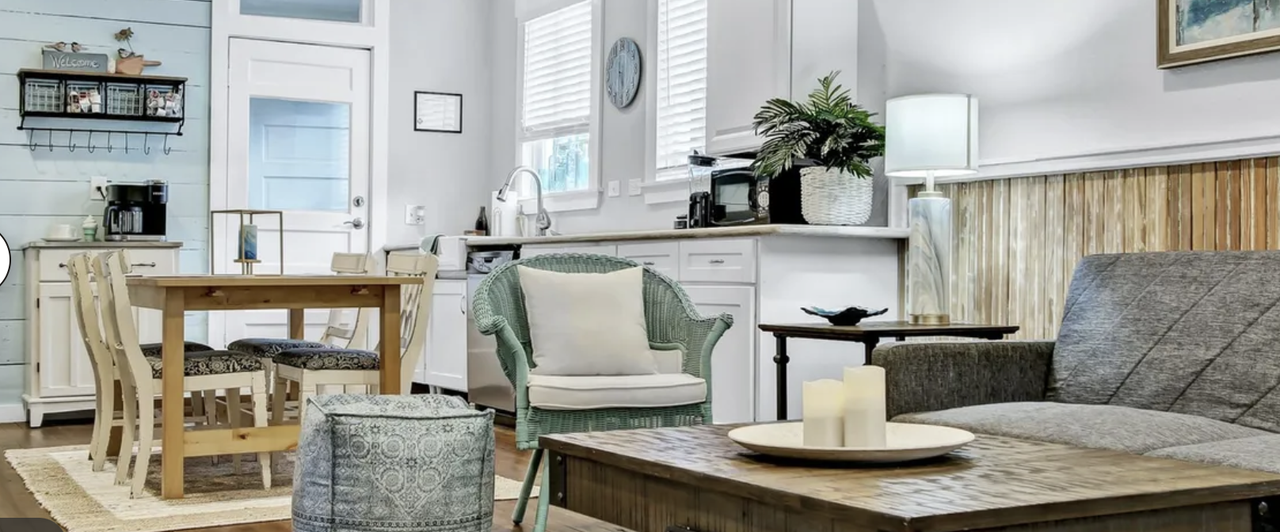 103 Saint Charles #NA - Photo 7 of 7