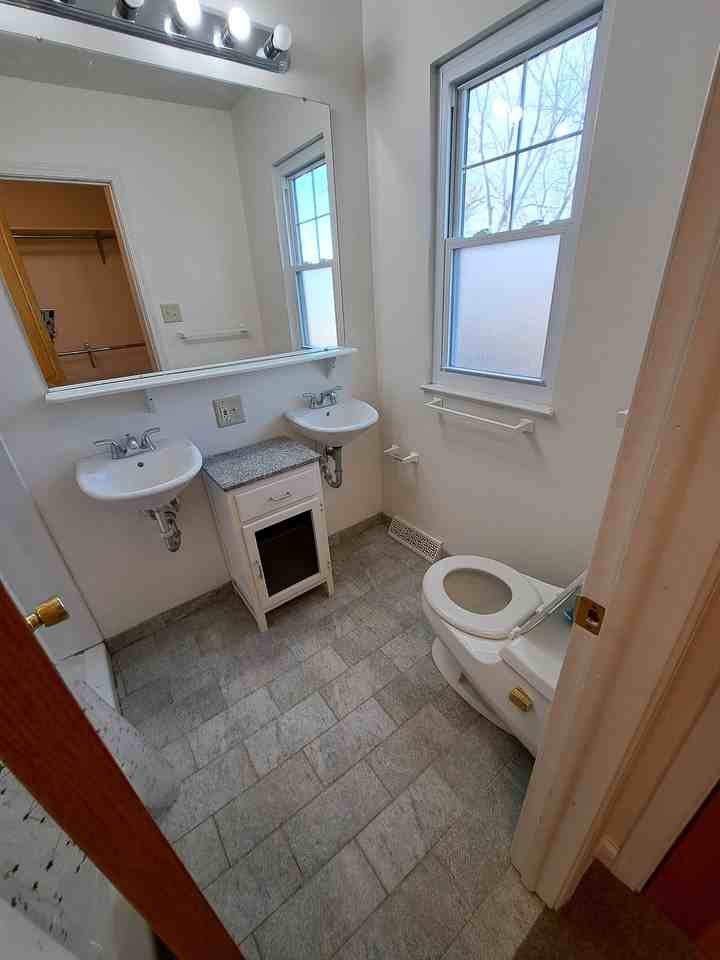 1040 Kendale Rd N #NA - Photo 3 of 15