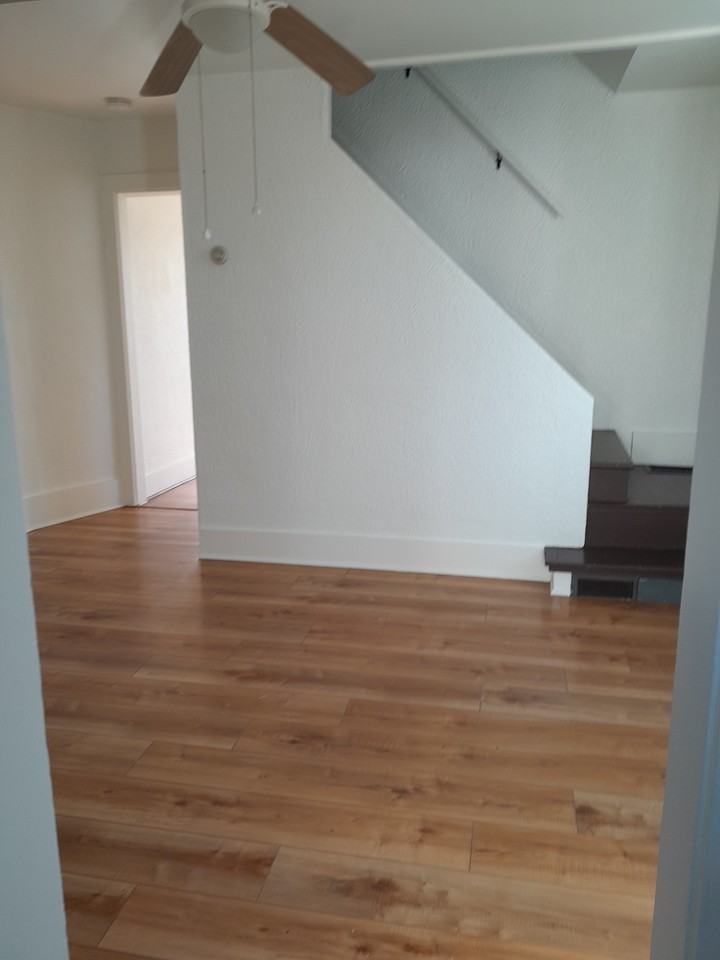 309 Anderson Ave - Photo 4 of 10