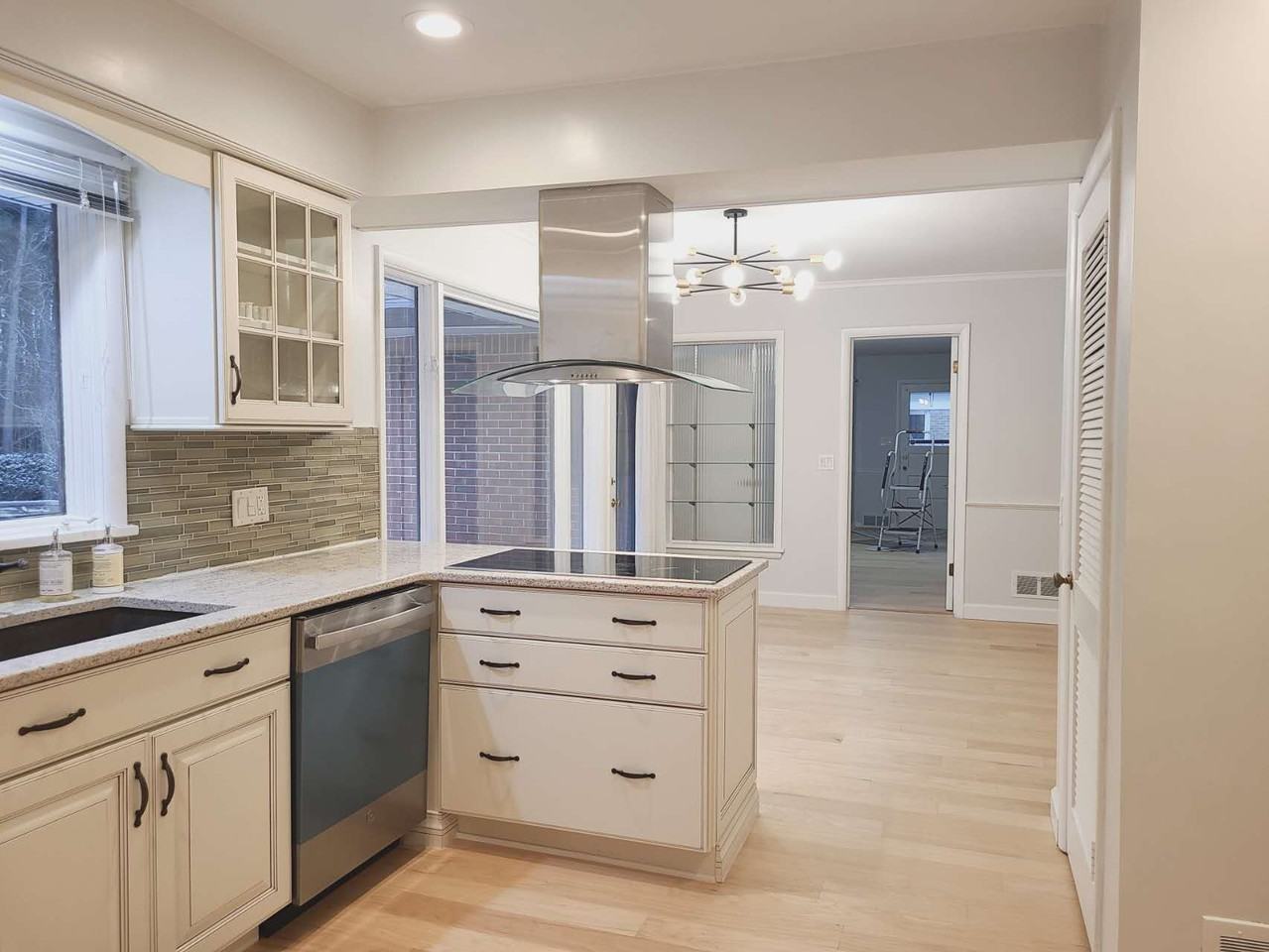4143 Robinhood Ln #NA - Photo 3 of 27