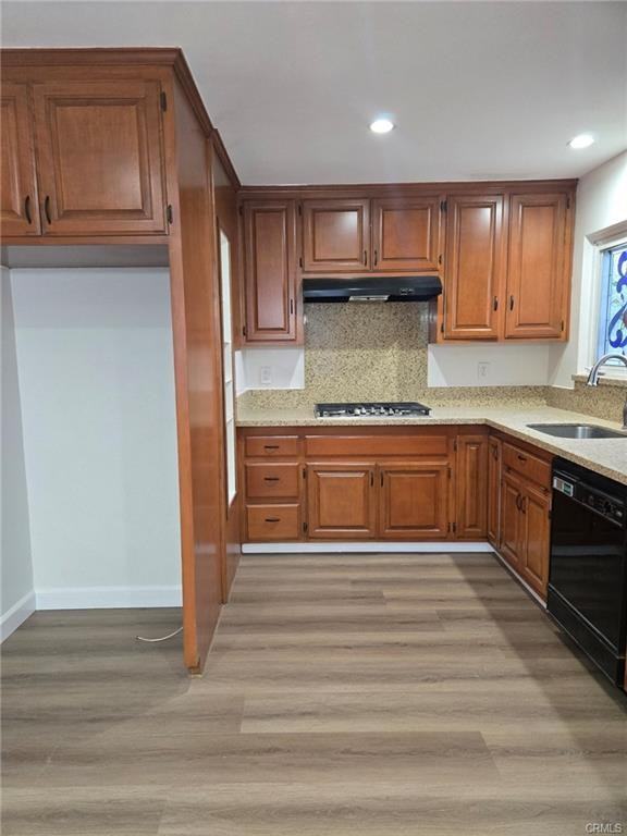 22101 Kenwood Ave - Photo 3 of 8
