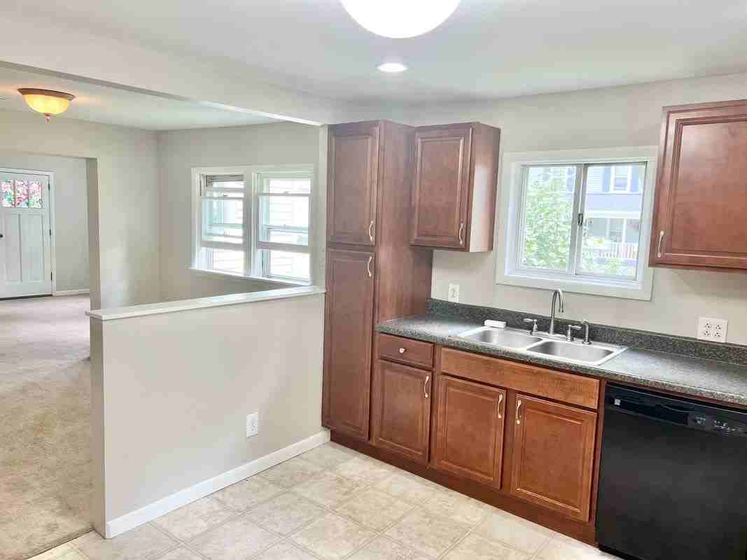 71 Roselawn Ave - Photo 5 of 20