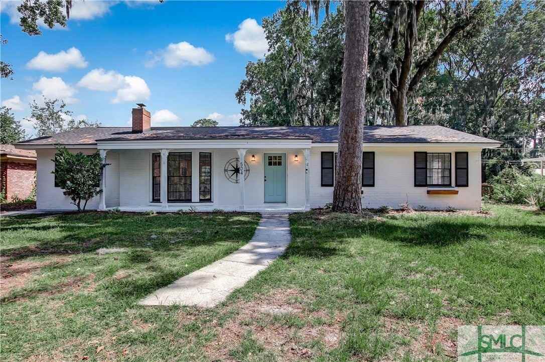 504 Lee Blvd - Photo 2 of 30