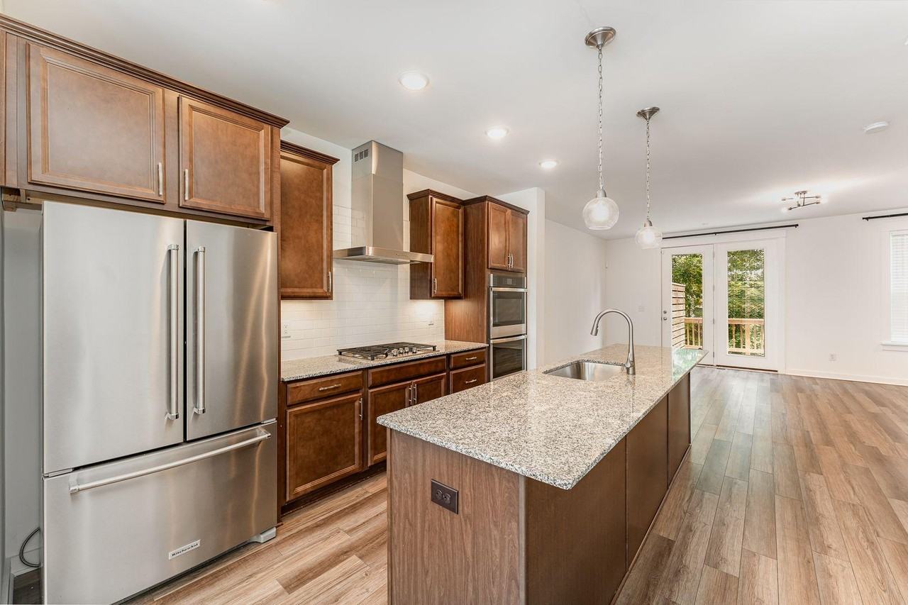 1106 Kiernan Grove Ln - Photo 5 of 31