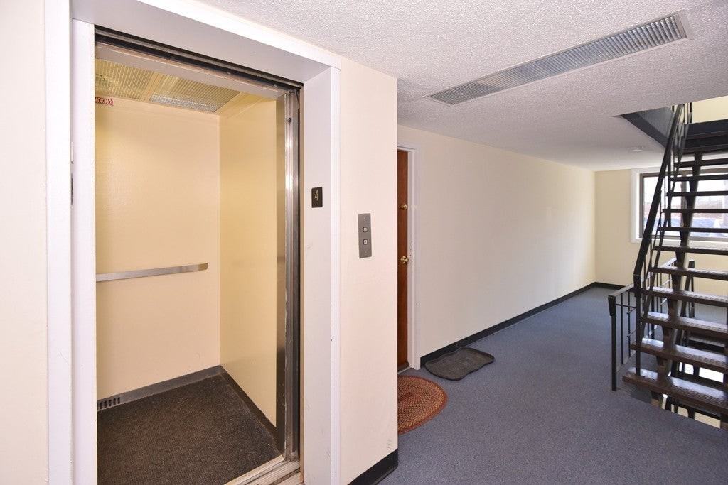 10 Main St - Photo 3 of 23