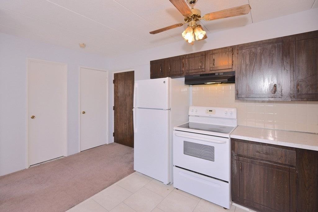 10 Main St - Photo 4 of 23