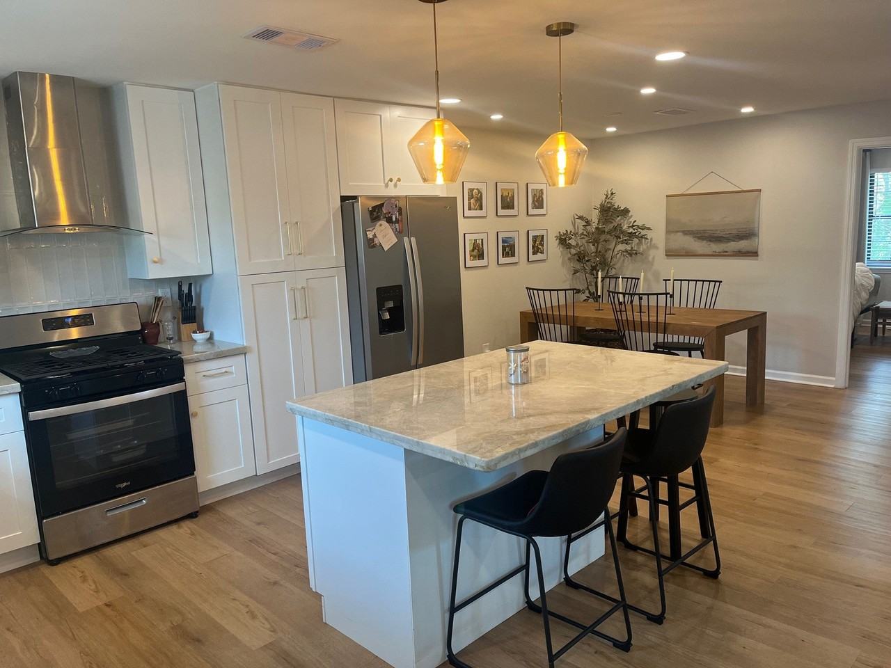 2403 Avenue O - Photo 5 of 21