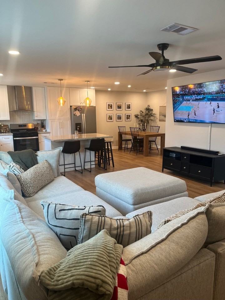 2403 Avenue O - Photo 7 of 21