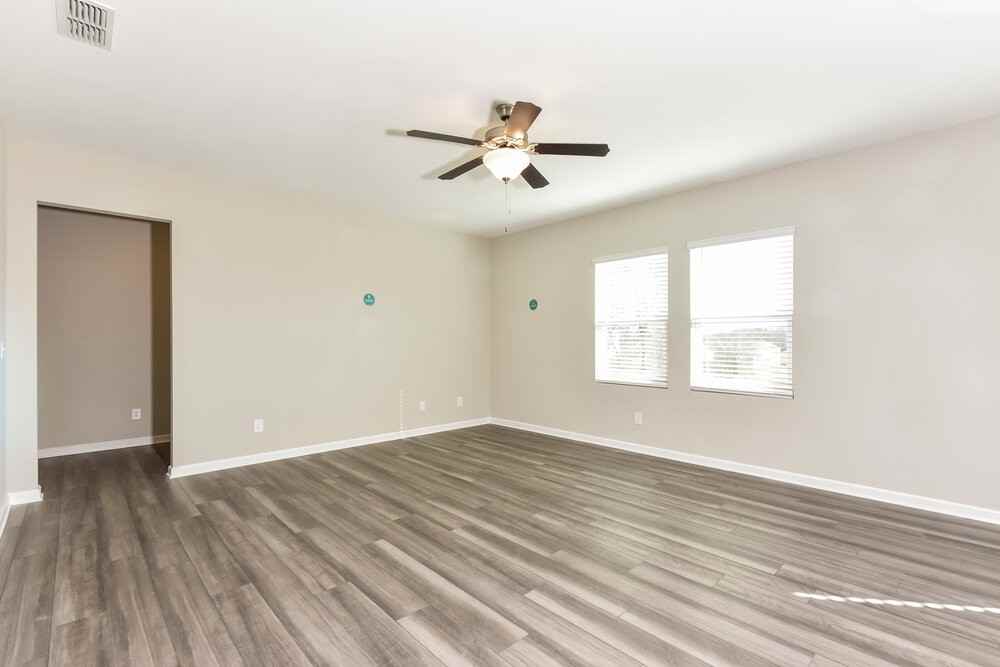 12 Streamview - Photo 4 of 17