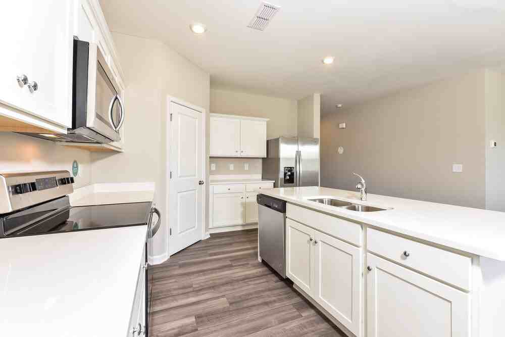 12 Streamview - Photo 7 of 17