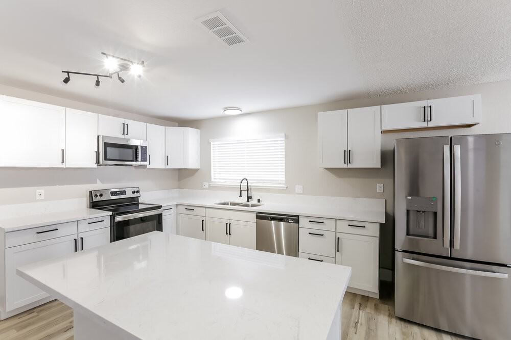 205 Steeler Dr - Photo 5 of 16