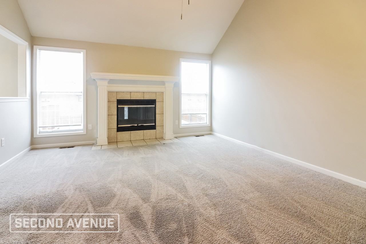 1710 Black Bear Ct - Photo 4 of 26