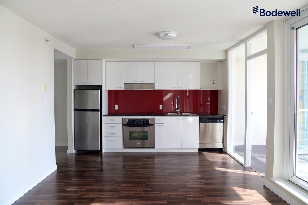 Spectrum 4 - Photo 2 of 10