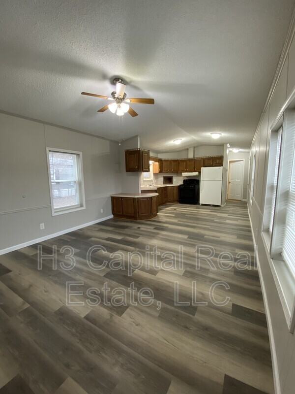 516 Chickadee St - Photo 2 of 15