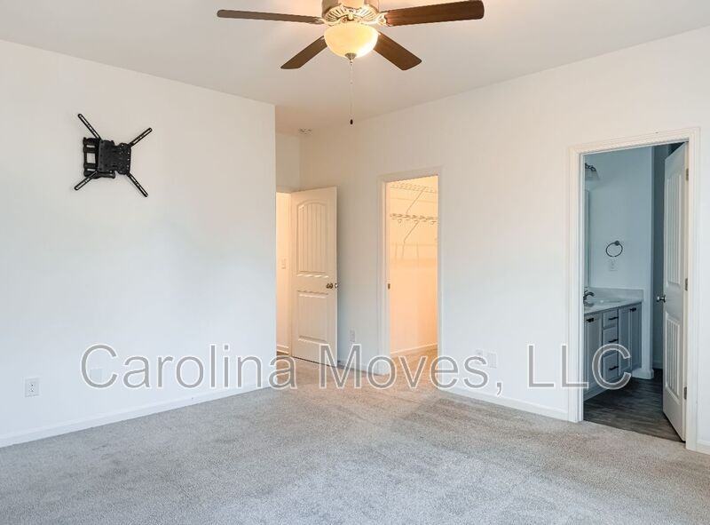 39 Mossycup Rd - Photo 7 of 16