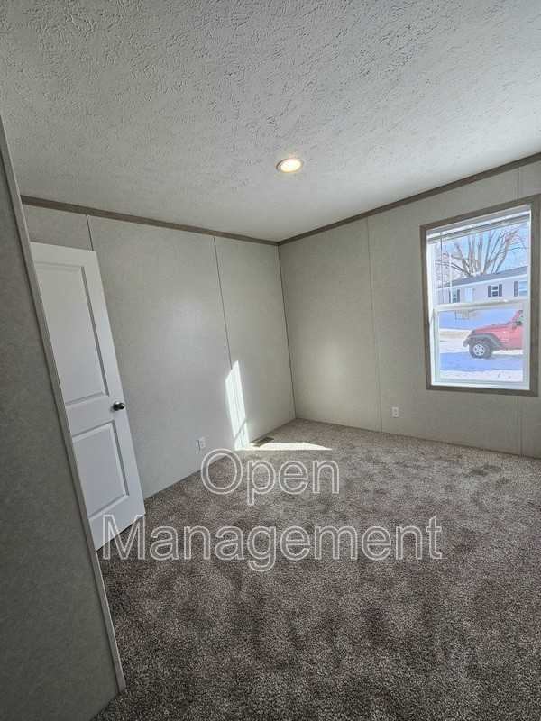 725 S 12th St #LOT9 - Photo 7 of 10
