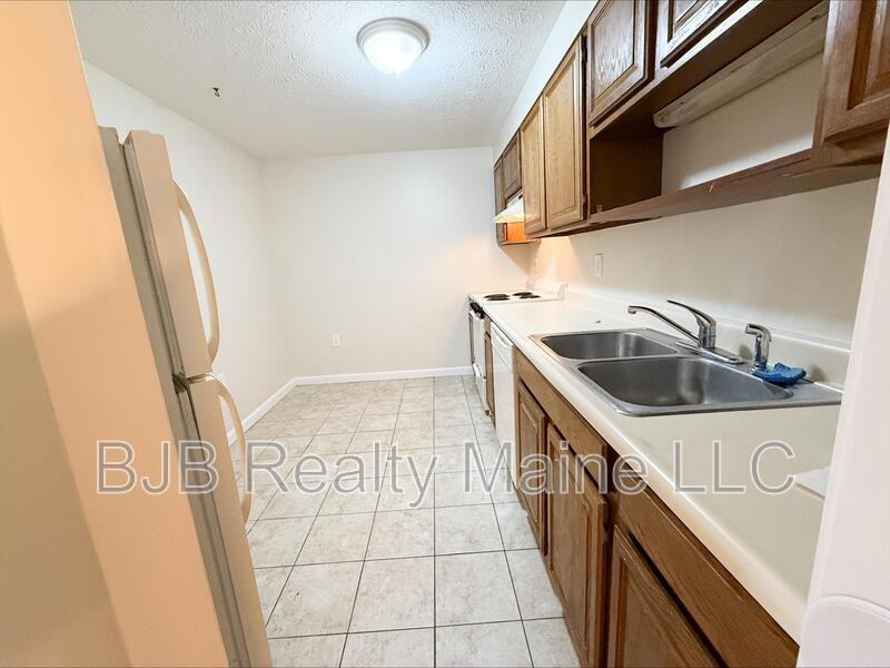 6 Oregon Ave #15 - Photo 2 of 4
