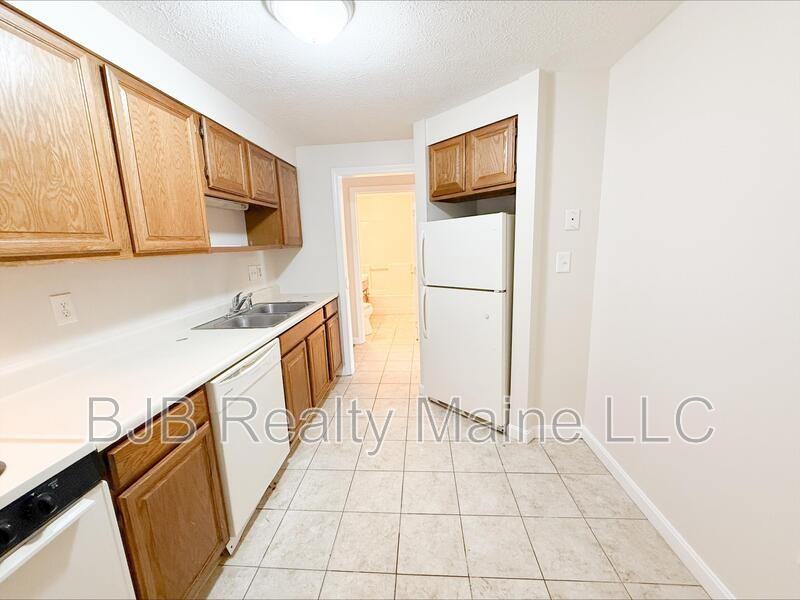 6 Oregon Ave #15 - Photo 3 of 4