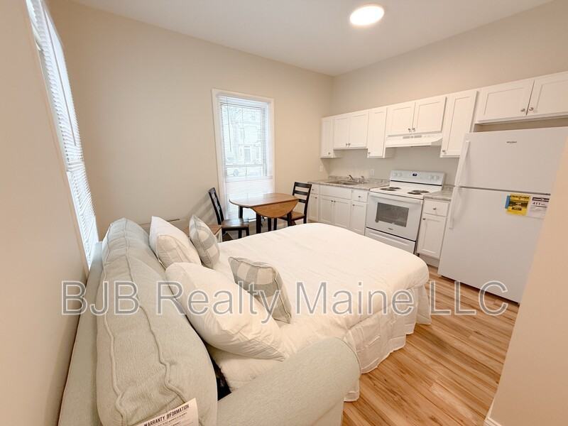 59 Bramhall St #100-3 - Photo 7 of 8