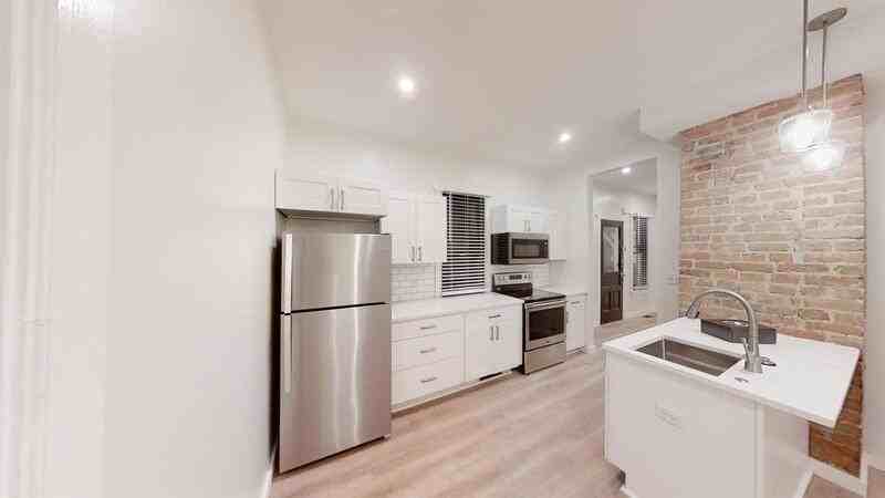 603 E Ann St #3 - Photo 5 of 13