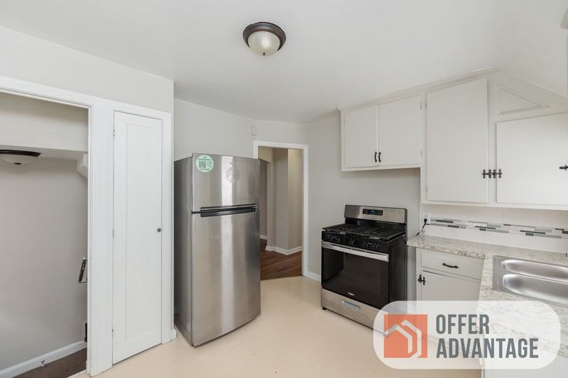 12024 Darlington Ave - Photo 6 of 10