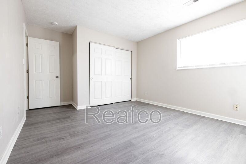 2846 Baughman Ave - Photo 3 of 19