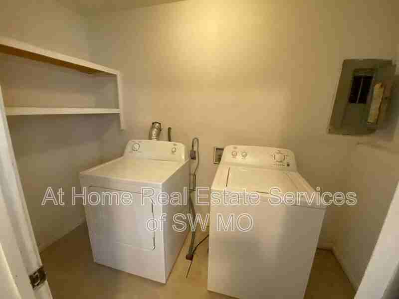 773 South Ave #A - Photo 4 of 8