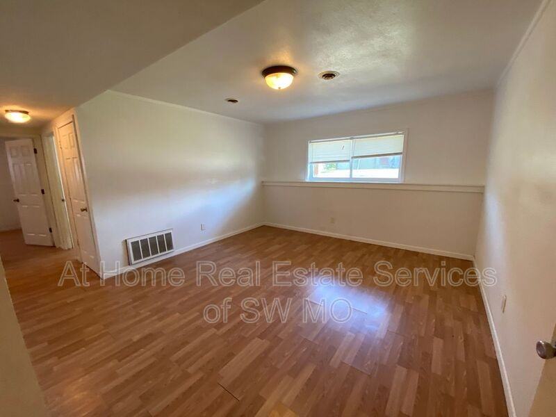 773 South Ave #A - Photo 5 of 8