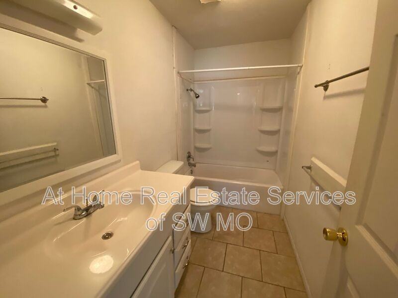 773 South Ave #A - Photo 6 of 8