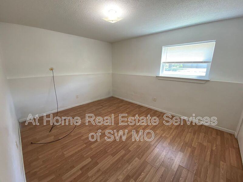 773 South Ave #A - Photo 7 of 8