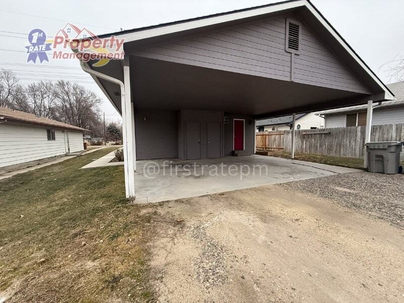 1221 S Elder St #B - Photo 4 of 25